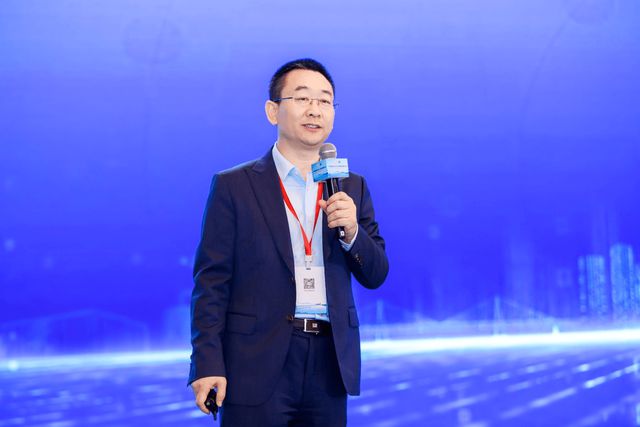 中国建造(2024)管理创新大会在武汉盛大召开(图9) 中国建造(2024)管理创新大会在武汉盛大召开(图9)