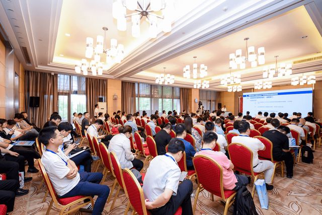 中国建造(2024)管理创新大会在武汉盛大召开(图21) 中国建造(2024)管理创新大会在武汉盛大召开(图21)