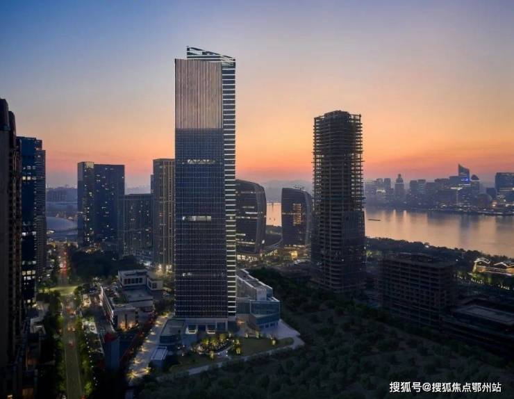 潮鸿售楼处电线杭州(IOC潮鸿)首页网站!杭州IOC欢迎您!(图2) 潮鸿售楼处电线杭州(IOC潮鸿)首页网站!杭州IOC欢迎您!(图2)