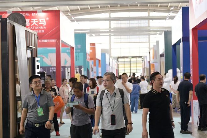 2024首届中国沈阳酒店沐浴商用空间设计与用品博览会盛大开幕(图9) 2024首届中国沈阳酒店沐浴商用空间设计与用品博览会盛大开幕(图9)