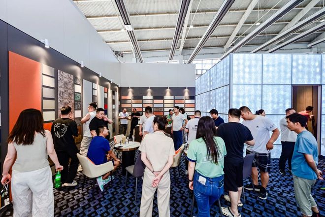 2024首届中国沈阳酒店沐浴商用空间设计与用品博览会盛大开幕(图12) 2024首届中国沈阳酒店沐浴商用空间设计与用品博览会盛大开幕(图12)