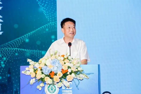 智能建造促发展 数字驱动引未来——2024第三届全装修产业与装配式装修智造发展论坛在武汉成功举行(图13) 智能建造促发展 数字驱动引未来——2024第三届全装修产业与装配式装修智造发展论坛在武汉成功举行(图13)